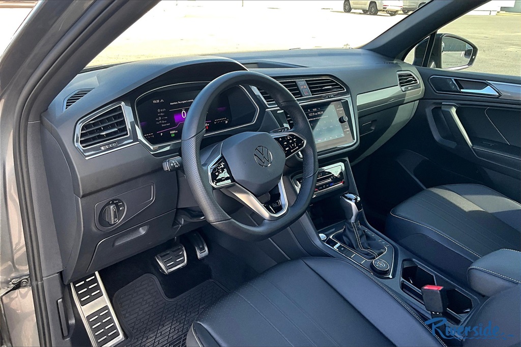 2024 Volkswagen Tiguan SE R-Line Black photo 14