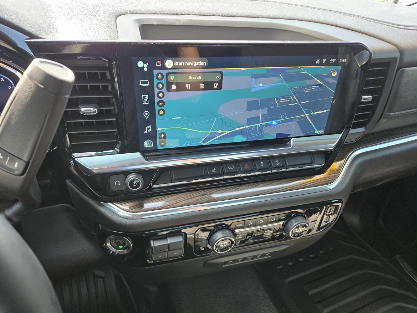 2025 Chevrolet Silverado 2500HD LT photo 5