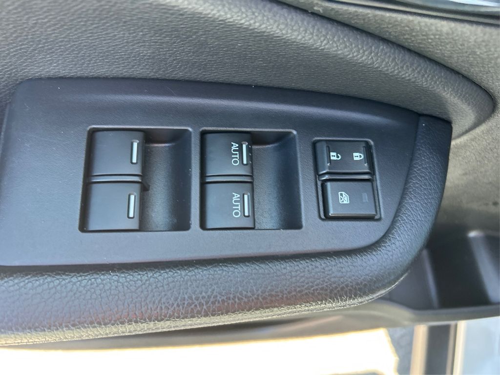 2017 Honda Pilot Elite photo 30