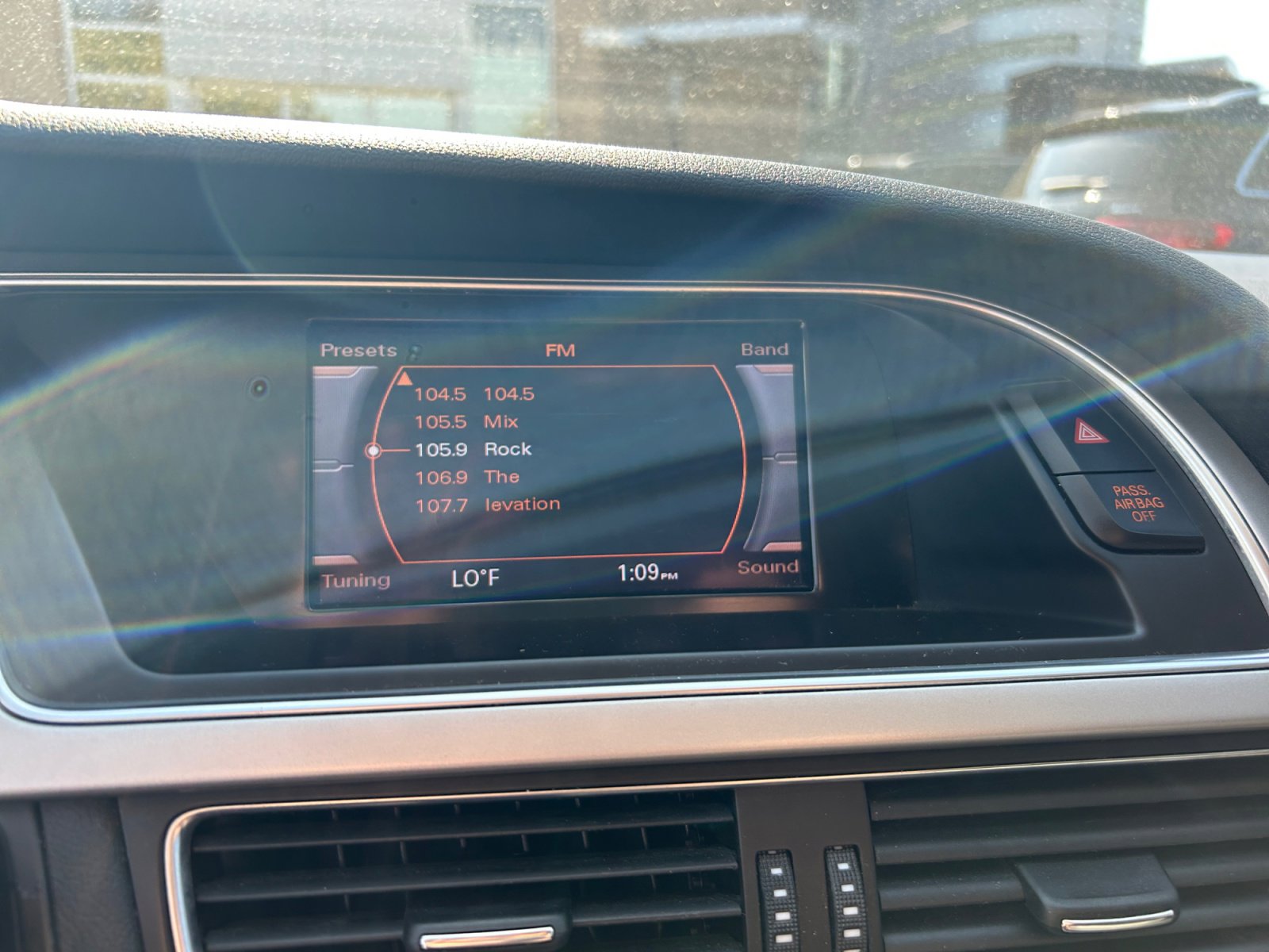 2011 Audi A5 2.0T Premium photo 18