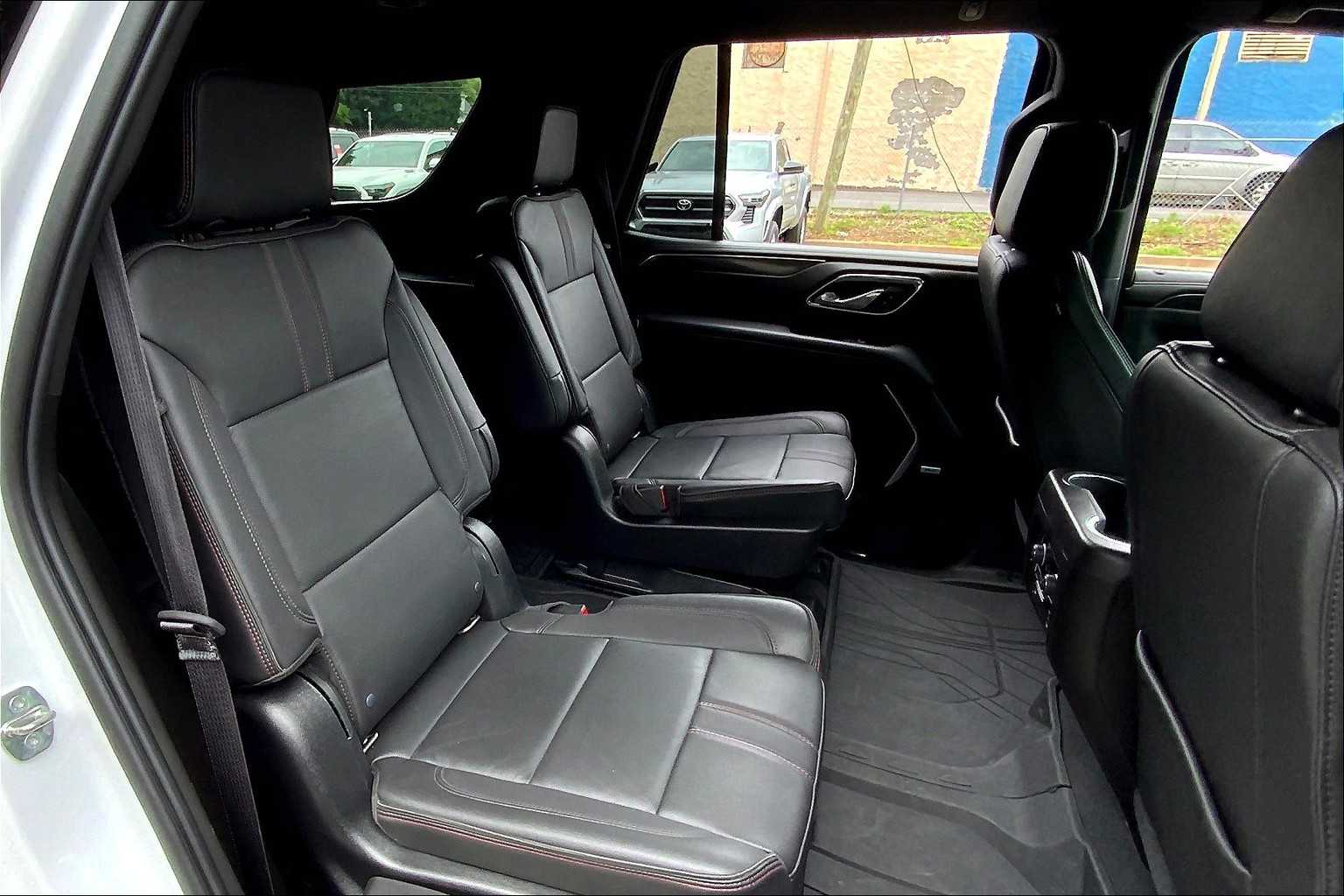 2021 Chevrolet Tahoe RST photo 18