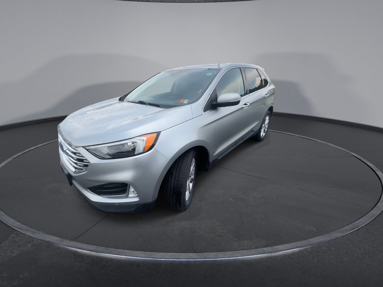 2022 Ford Edge Titanium photo 4