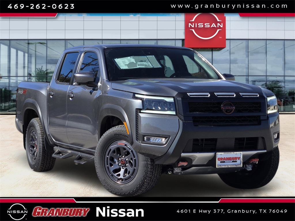 2026 Nissan Frontier PRO-4X's photo