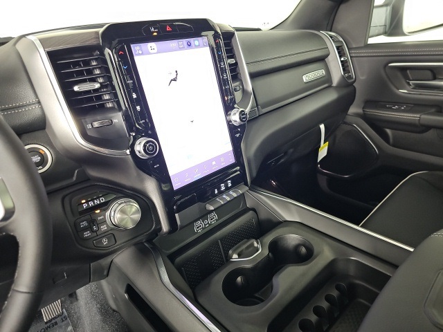 2026 Ram 1500 Laramie photo 22