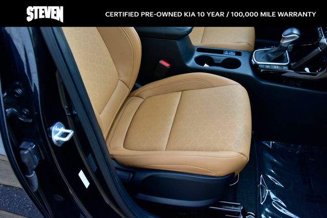 2024 Kia Seltos SX photo 10