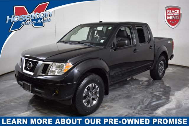 2017 Nissan Frontier PRO-4X's photo