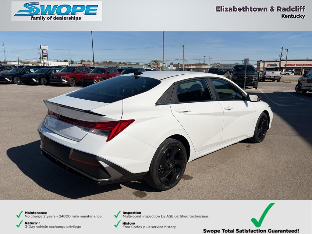 2026 Hyundai Elantra SEL Sport photo 2