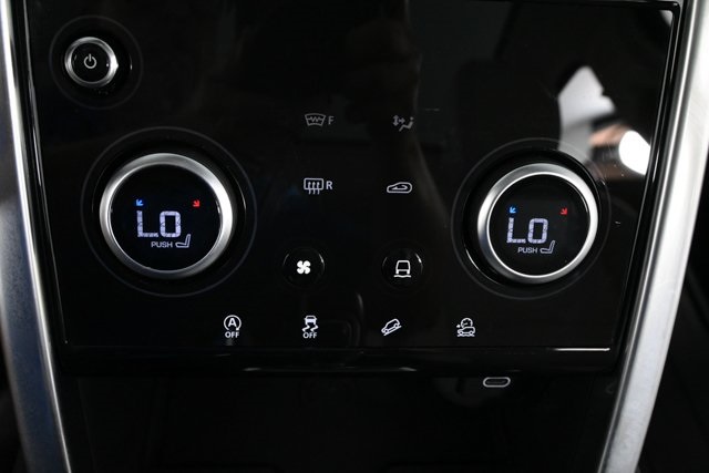 2022 Land Rover Discovery Sport SE photo 25
