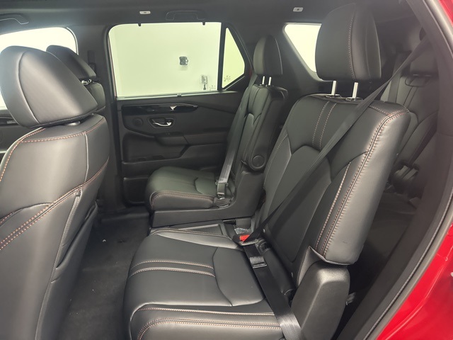 2025 Honda Pilot TrailSport photo 11