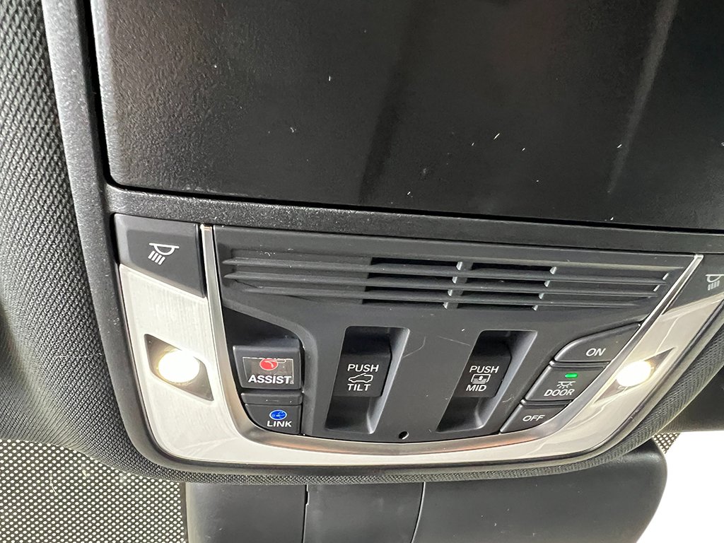 2025 Acura RDX A-Spec photo 13