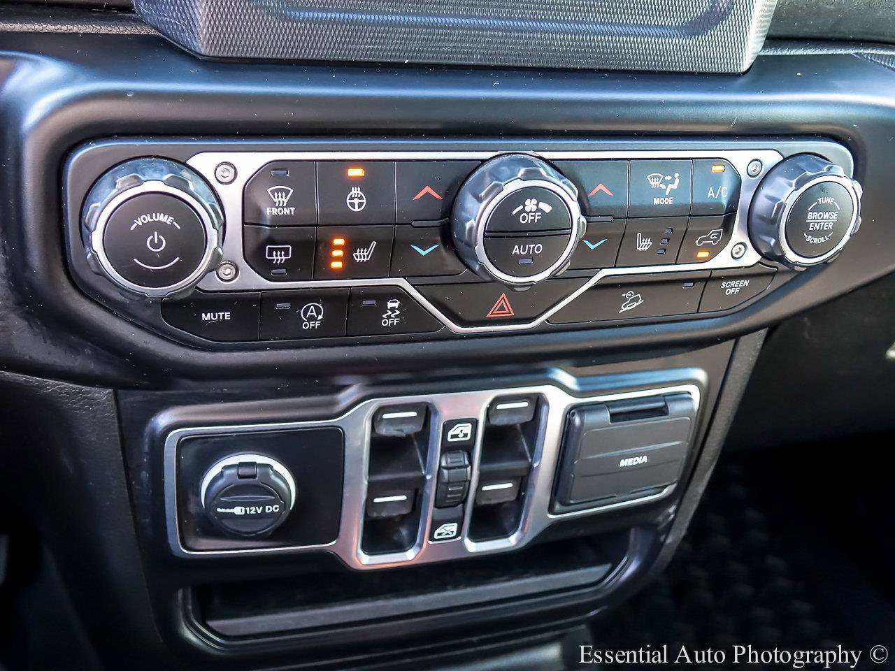 2020 JEEP WRANGLER - Image 14