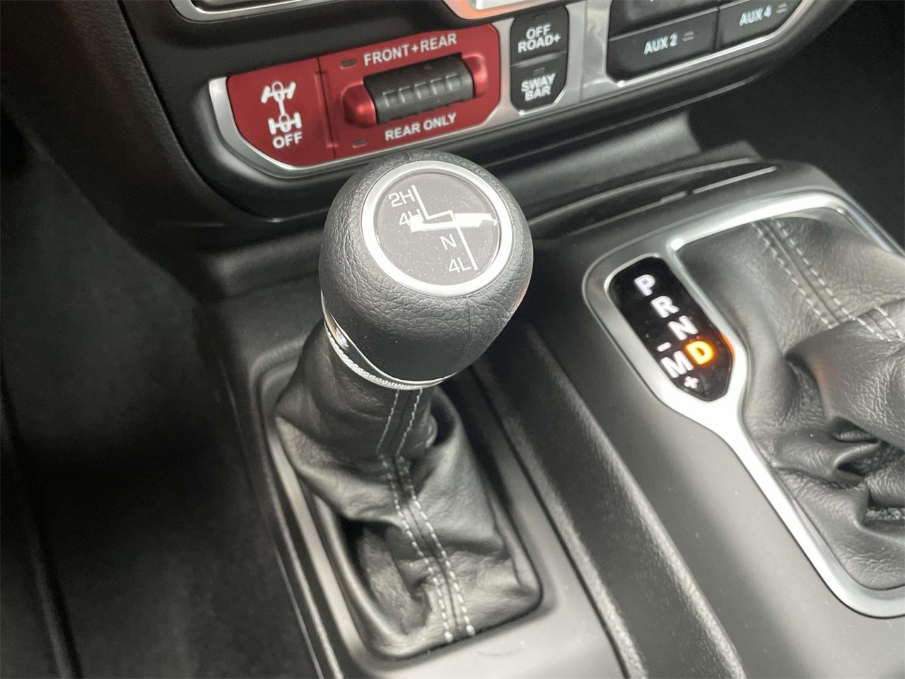 2025 Jeep Gladiator Rubicon photo 21