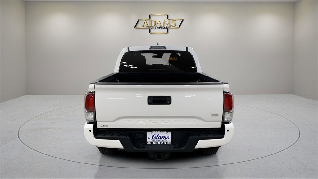 2023 Toyota Tacoma TRD V6 photo 4