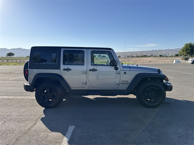 2016 Jeep Wrangler Unlimited Sport photo 4