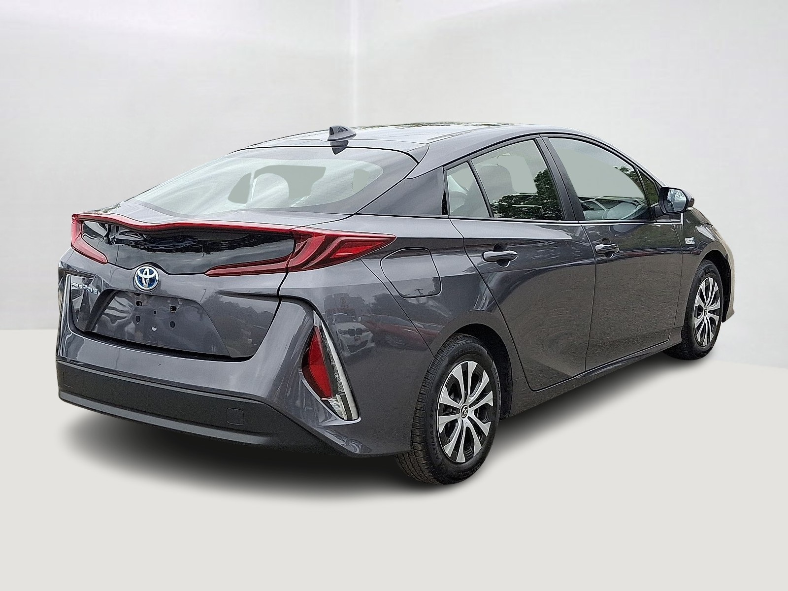 2022 Toyota Prius Prime LE photo 4
