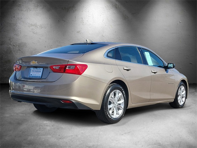 2023 Chevrolet Malibu 1LT photo 3