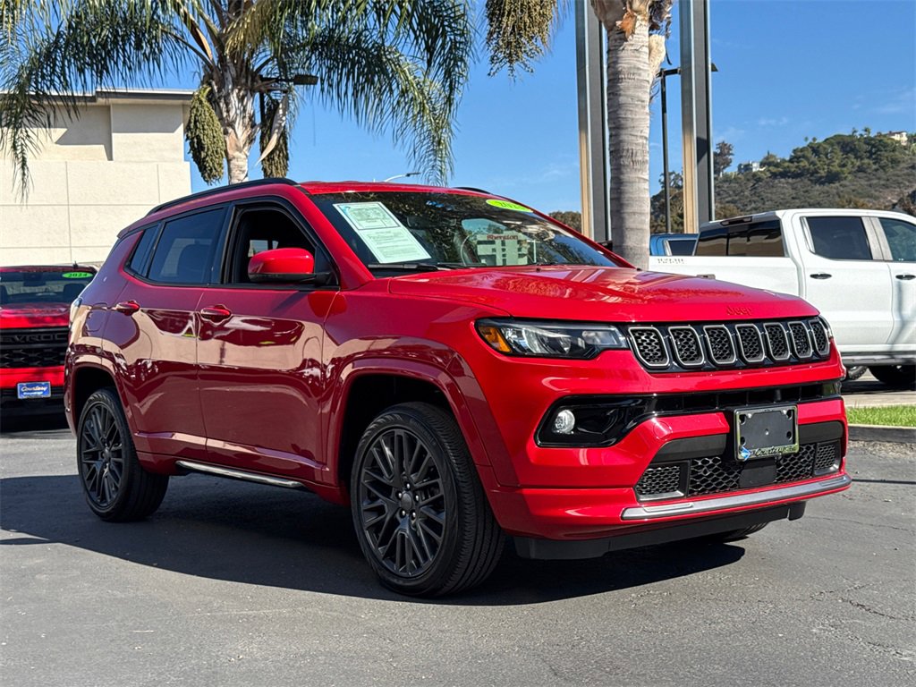 2023 Jeep Compass Red Edition photo 3