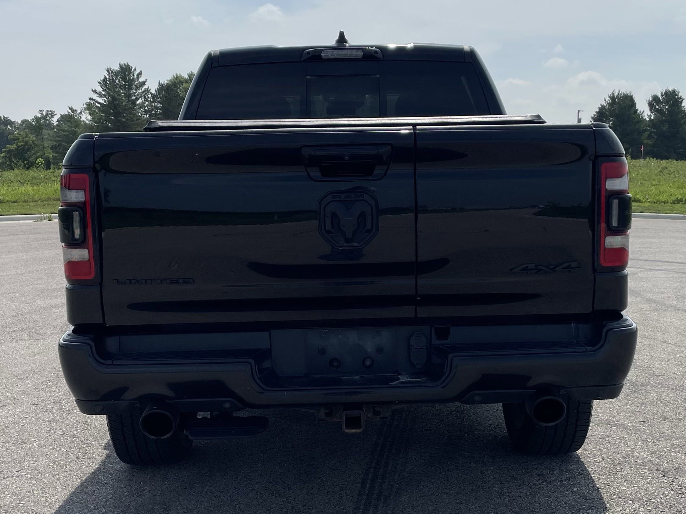 2021 Ram 1500 Limited photo 12