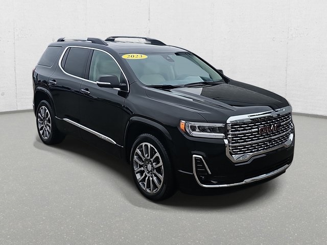 2023 Gmc Acadia Denali photo 3