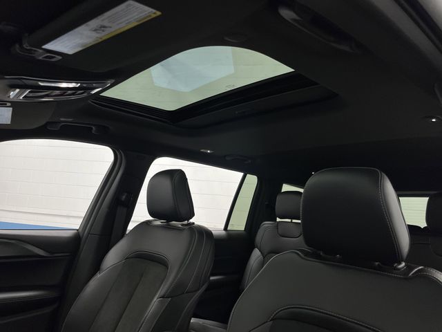 2025 Jeep Grand Cherokee Altitude X photo 6