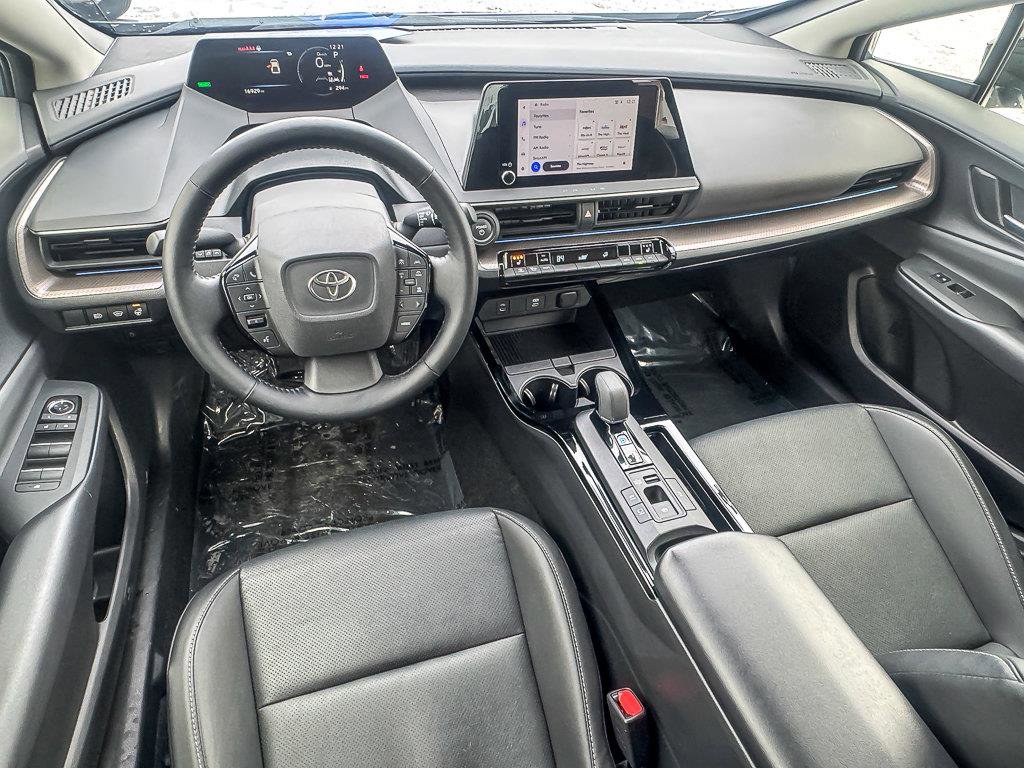 2025 TOYOTA PRIUS - Image 13