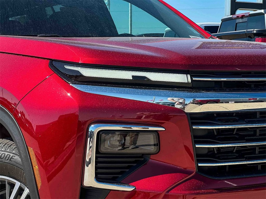 2026 Chevrolet Traverse photo 3