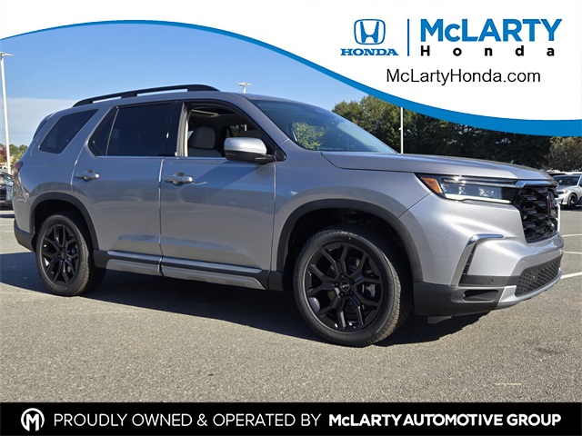 2025 Honda Pilot Touring's photo