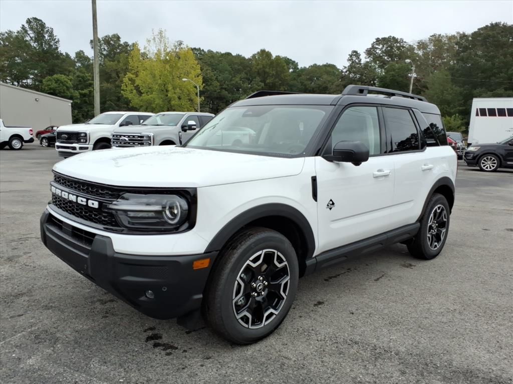 2025 Ford Bronco Sport Outer Banks's photo
