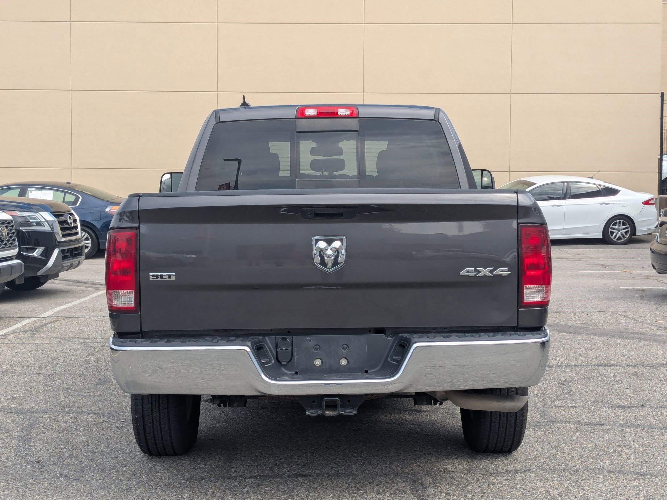2023 Ram 1500 Classic SLT photo 4