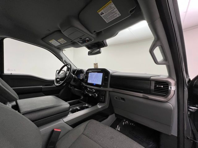 2024 Ford F-150 XLT photo 10