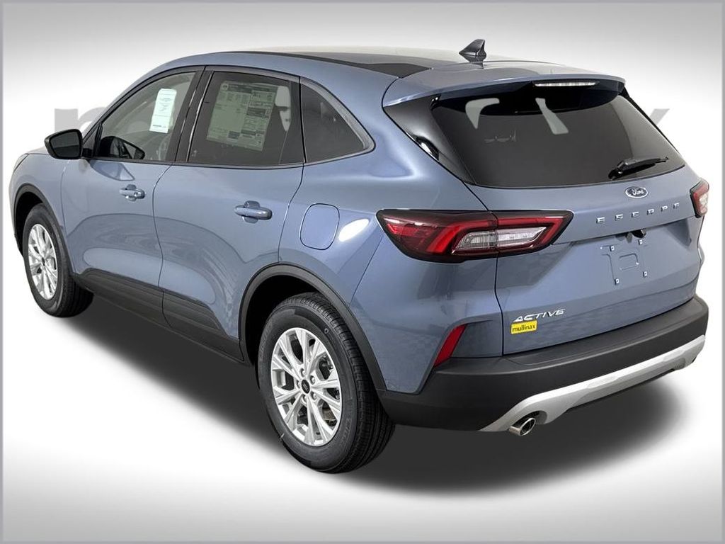 2025 Ford Escape Active photo 3