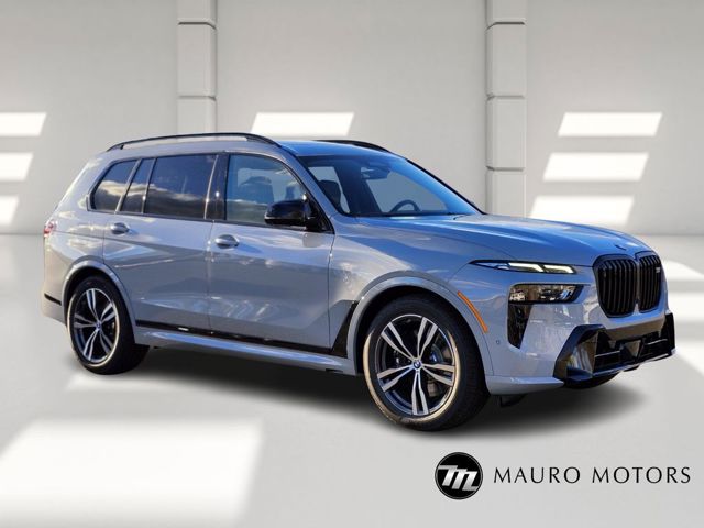 2026 BMW X7 M60i's photo