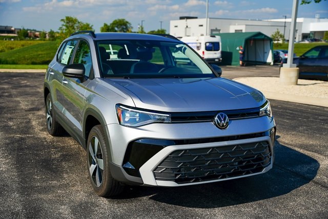 2025 Volkswagen Taos S photo 33