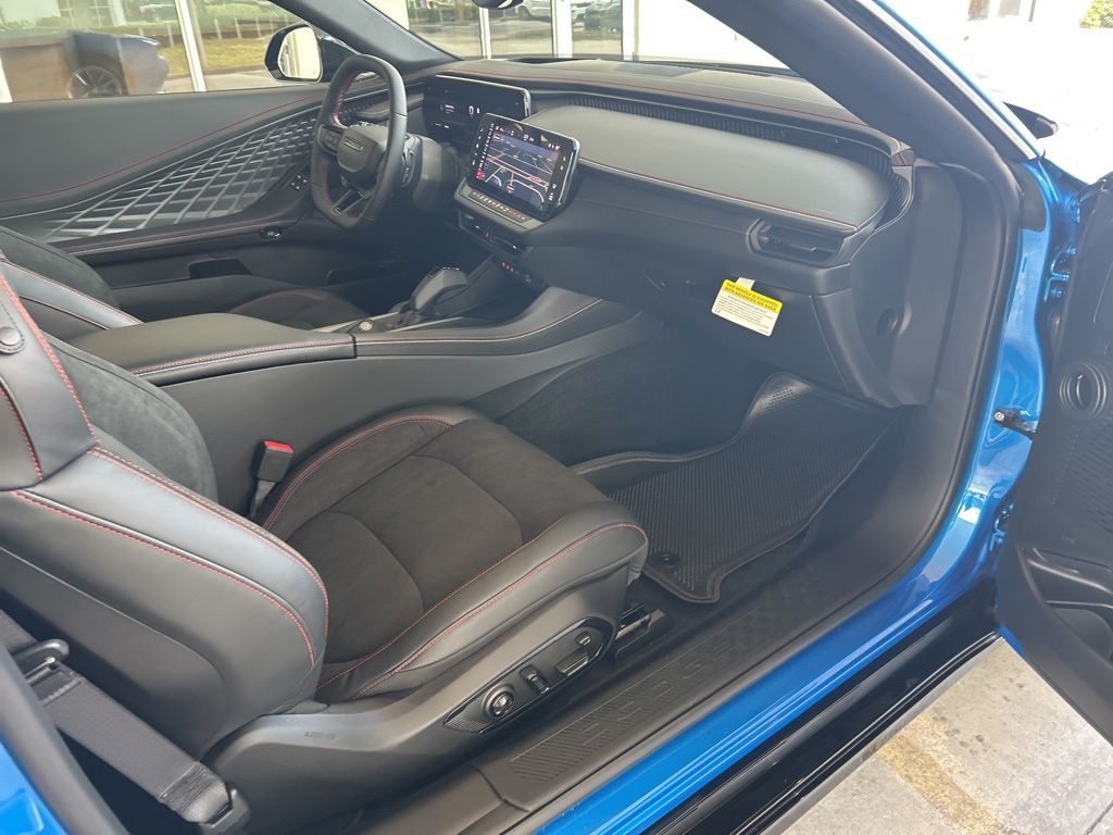 2025 Dodge Charger R/T Scat Pack photo 11