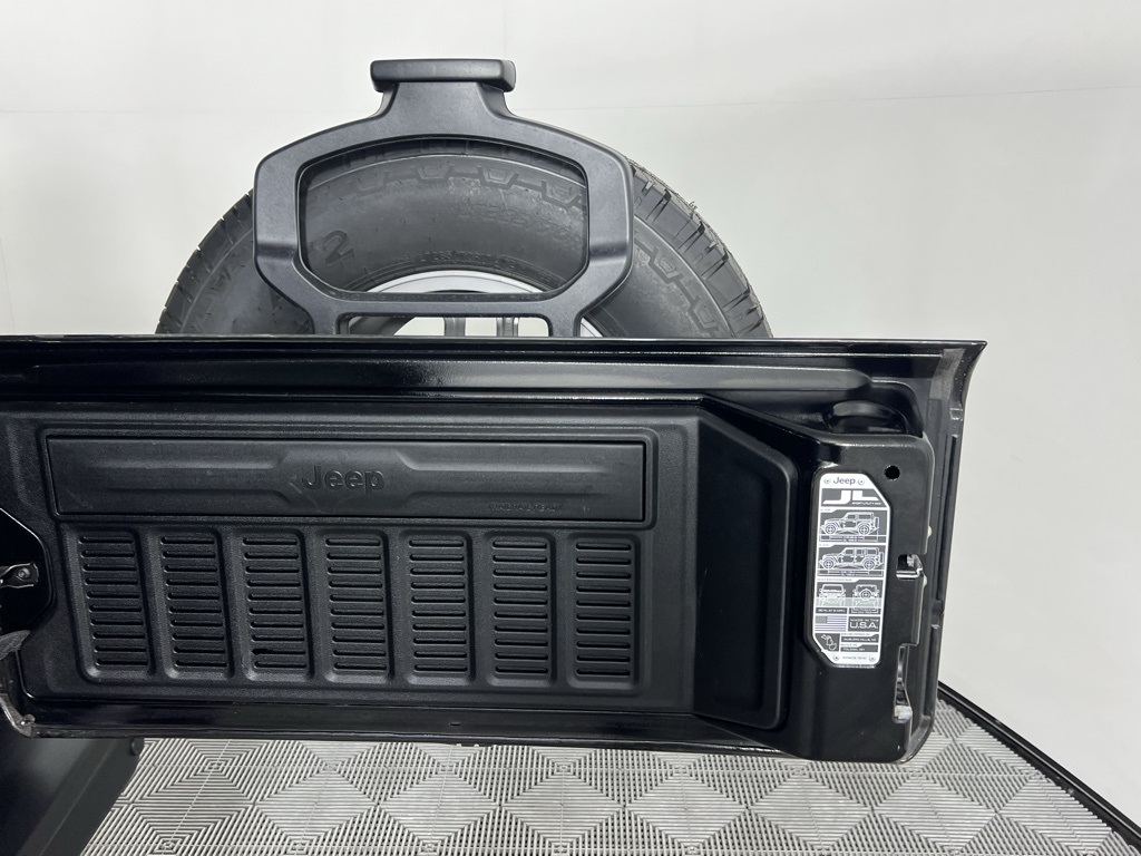 2021 Jeep Wrangler Unlimited Rubicon 392 photo 26