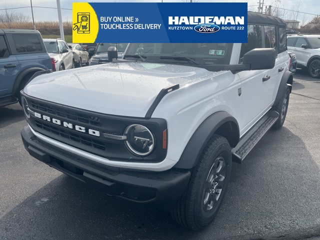 2025 Ford Bronco 4-Door Big Bend's photo