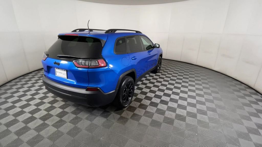 2023 Jeep Cherokee Altitude Lux photo 7