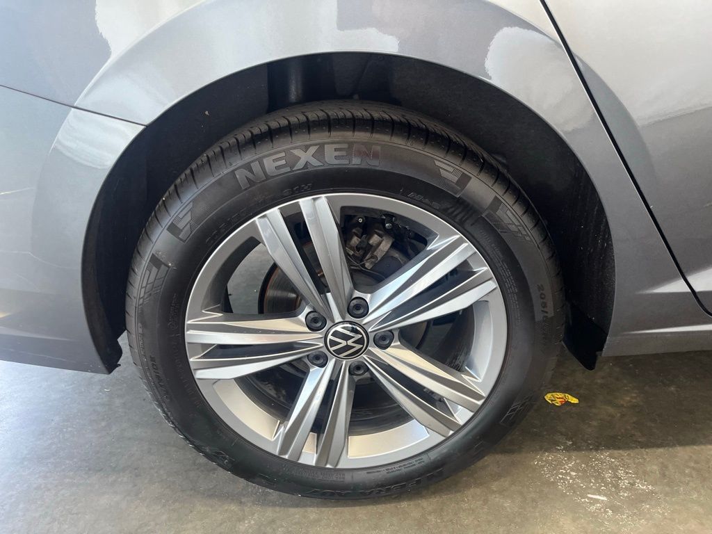 2024 Volkswagen Jetta 1.5T SE photo 28