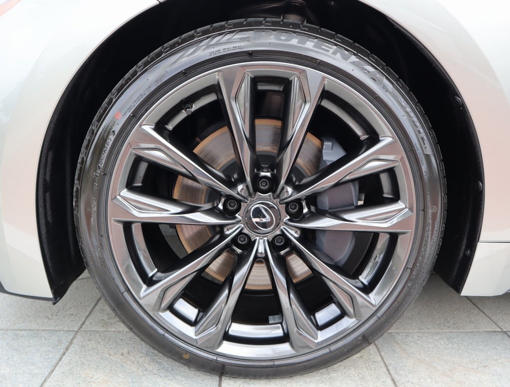 2025 Lexus IS 300 F SPORT photo 9