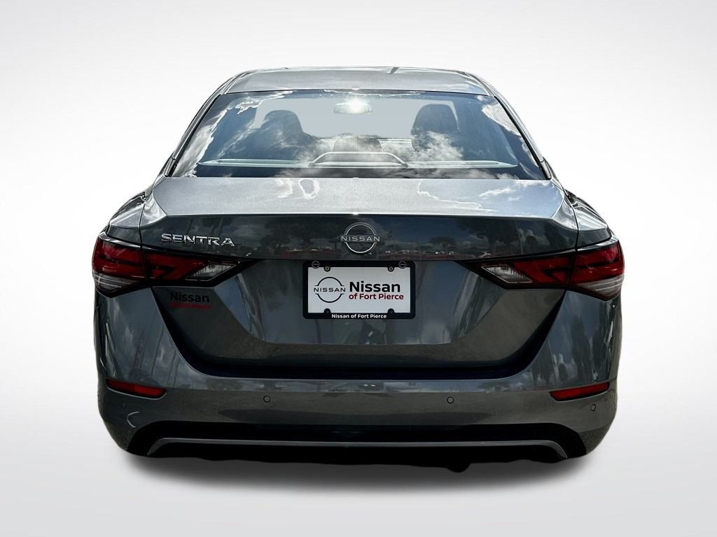 2025 Nissan Sentra S photo 5