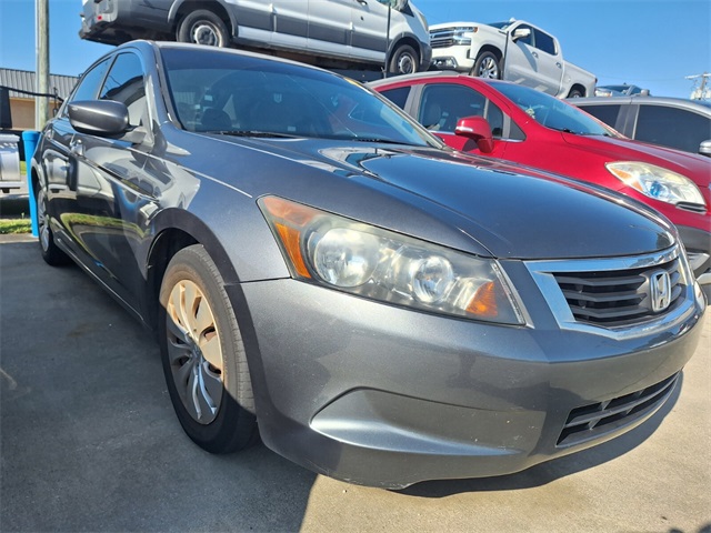 2010 Honda Accord LX photo 3