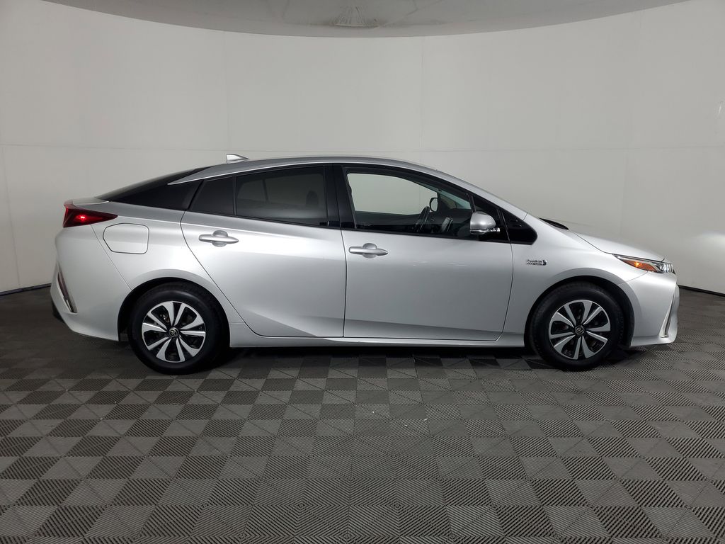 2019 Toyota Prius Prime Premium photo 3