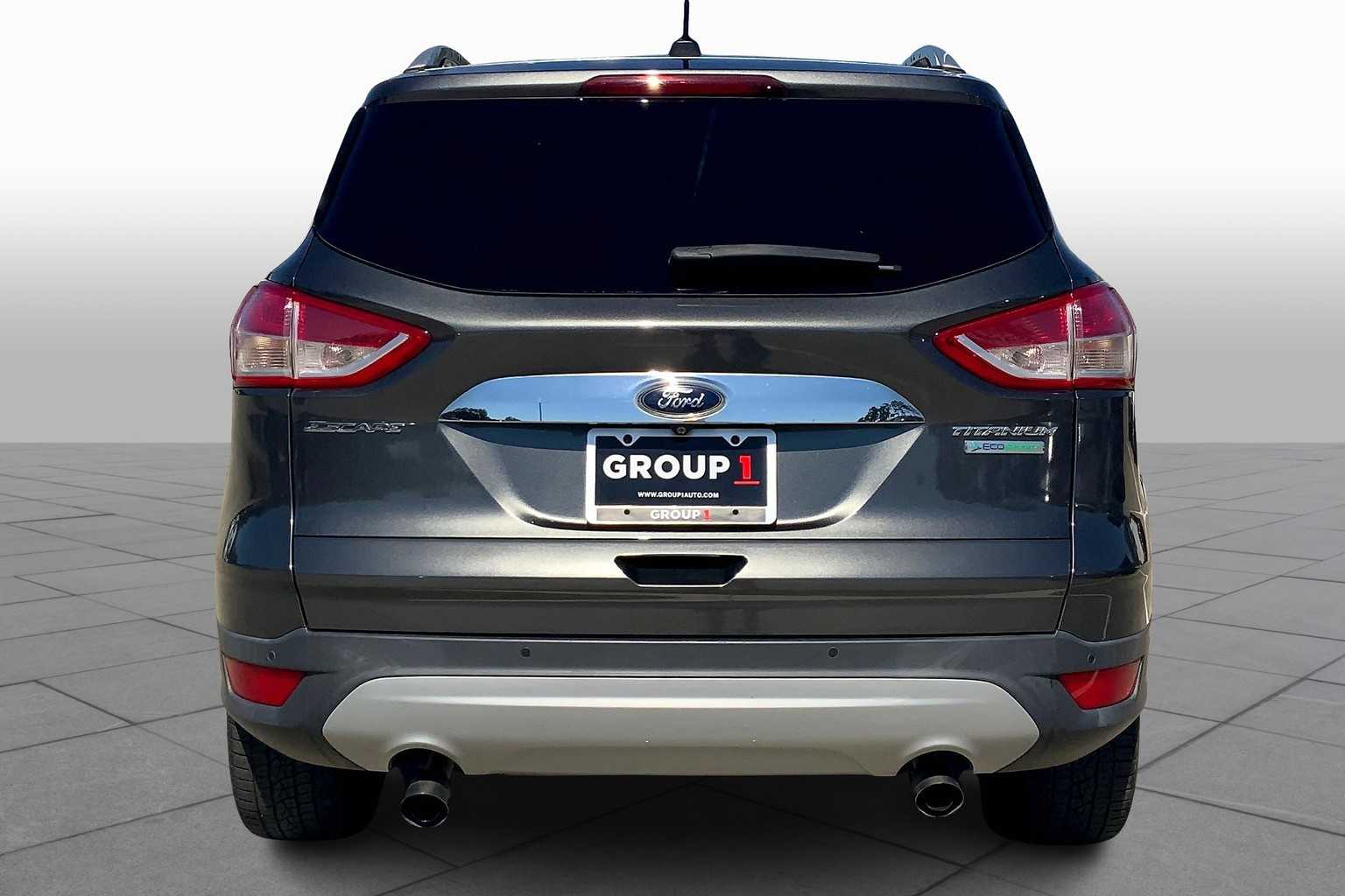 2015 Ford Escape Titanium photo 4