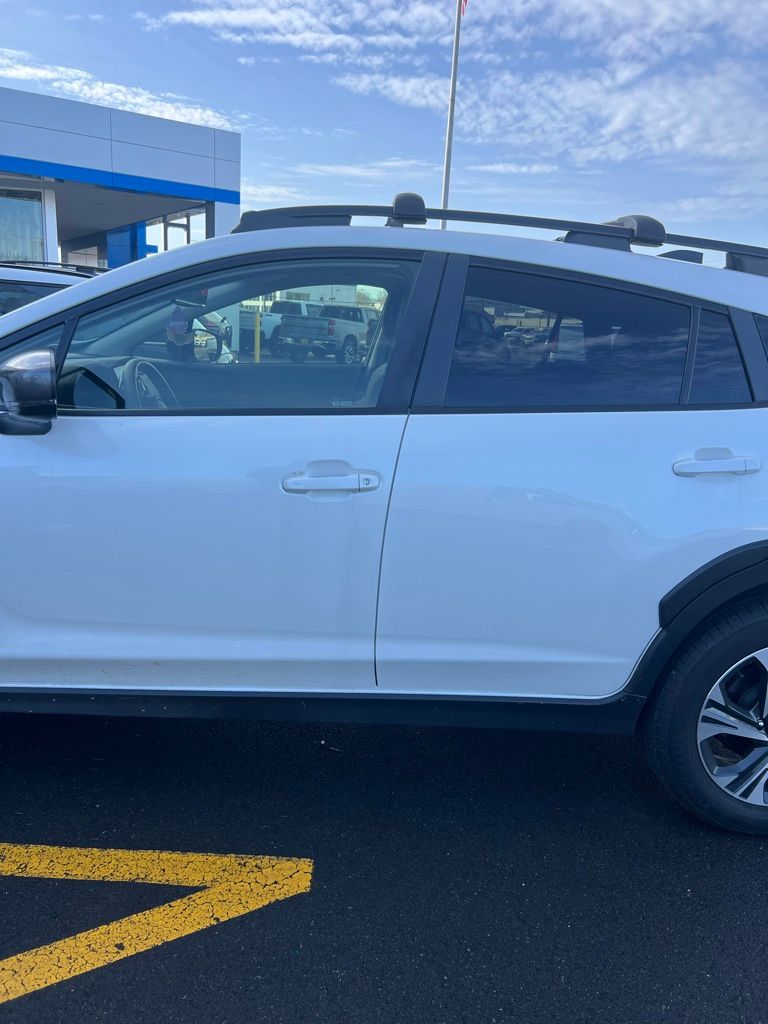 2024 Subaru Crosstrek Premium photo 4