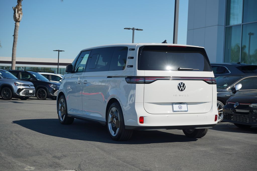 2025 Volkswagen ID. Buzz Pro S photo 3