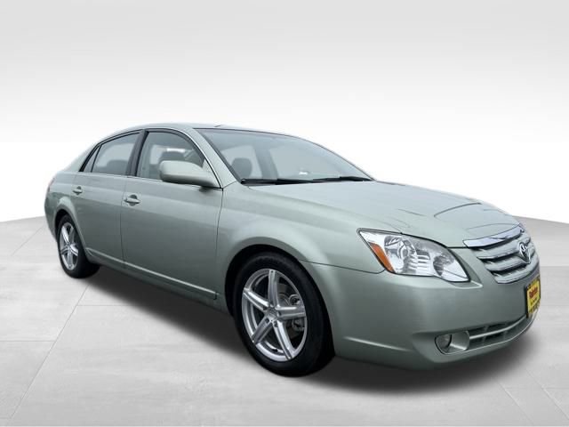 2005 Toyota Avalon XL