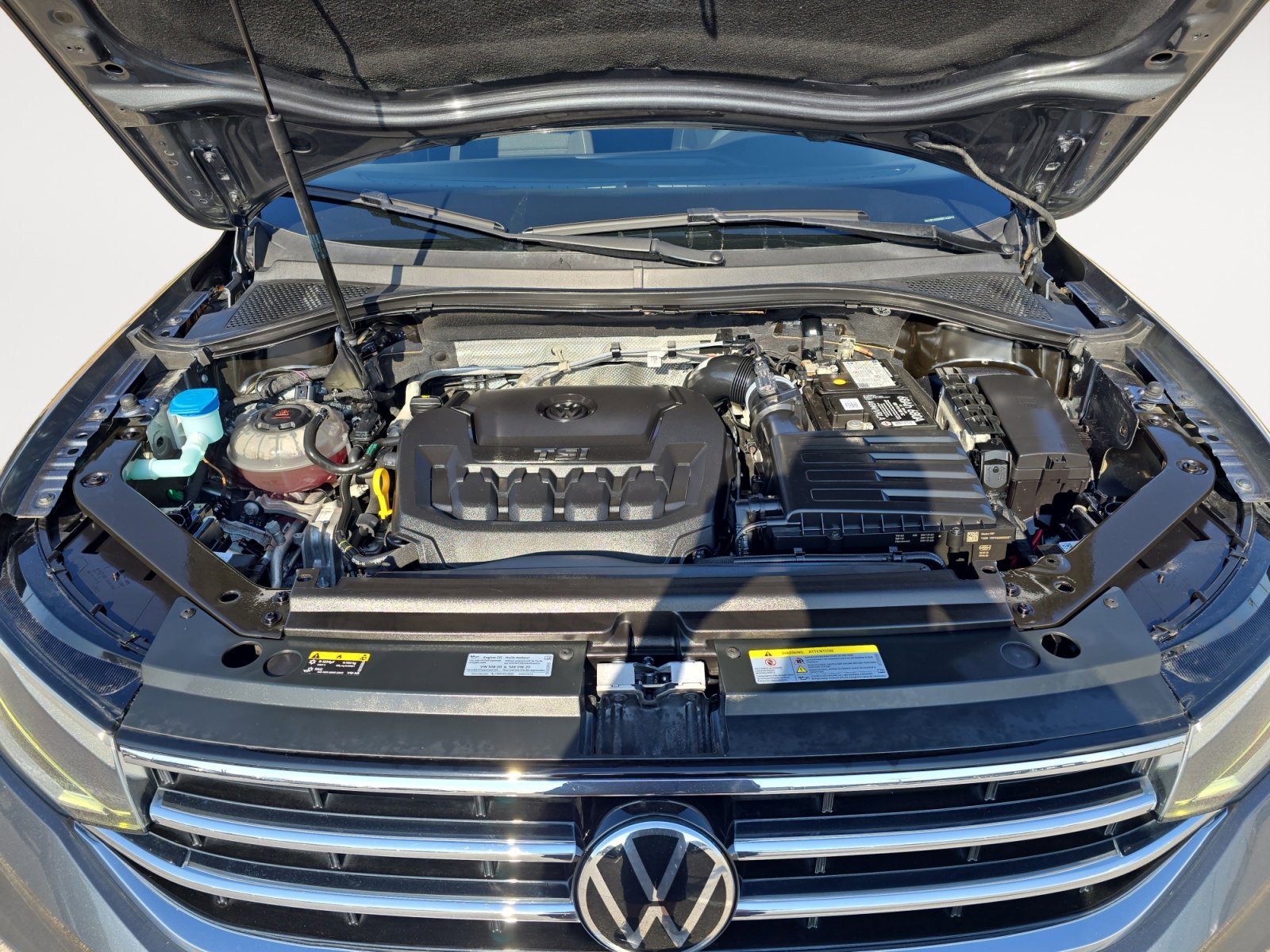 2022 Volkswagen Tiguan S photo 22