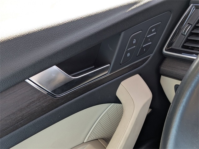 2024 Audi Q5 45 S line Premium photo 15