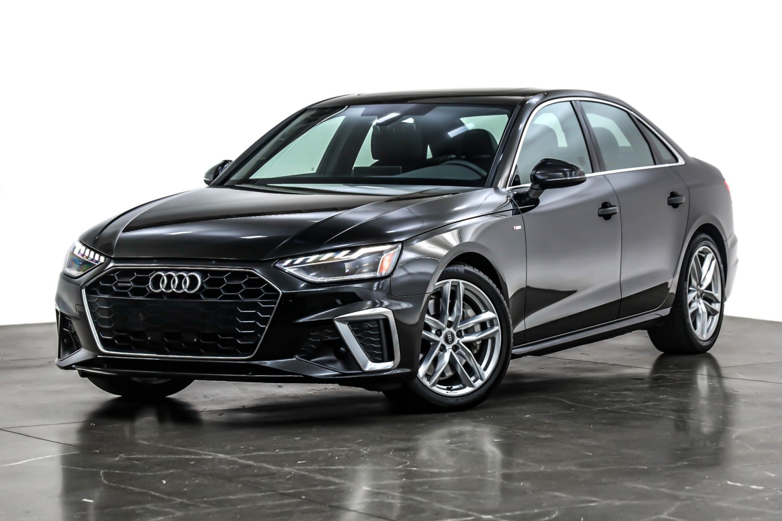 2023 Audi A4 Premium's photo