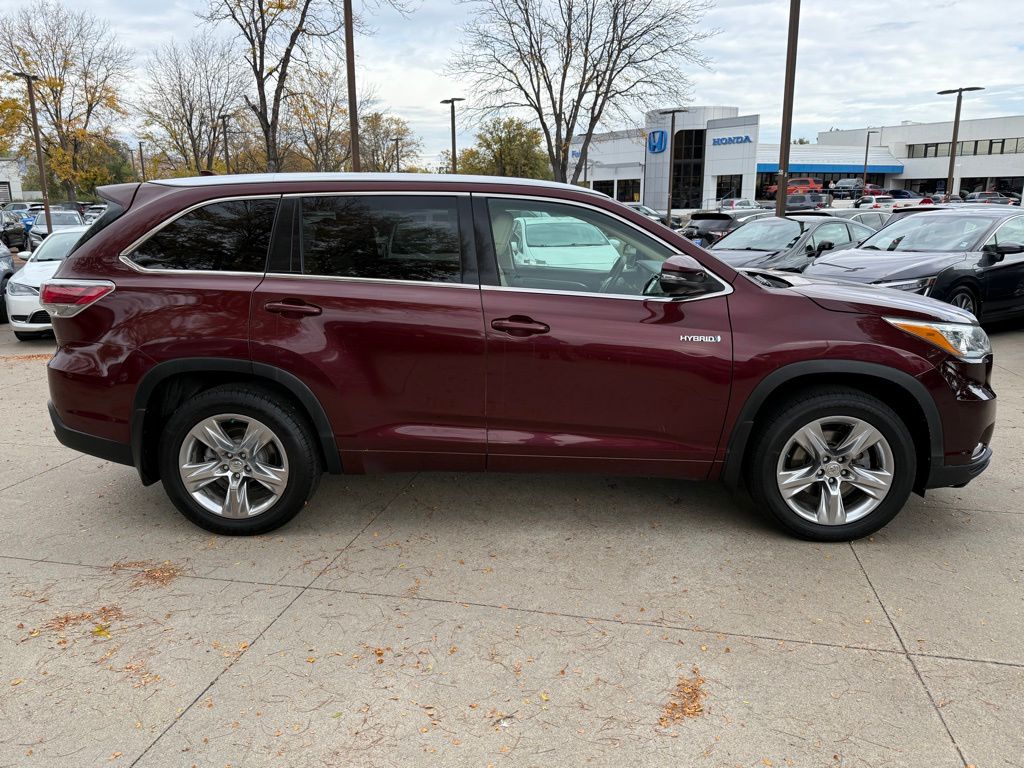 2015 Toyota Highlander Hybrid Limited Platinum photo 3